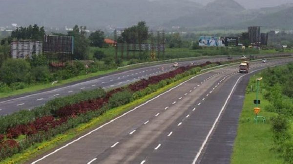 four-lane-road-600x337