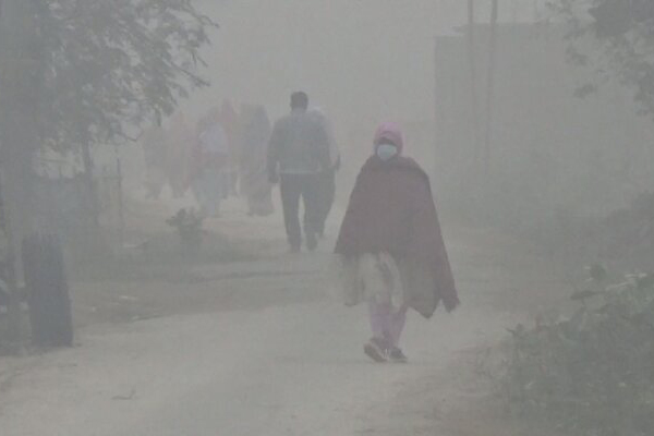 141632_bangladesh_pratidin_winter